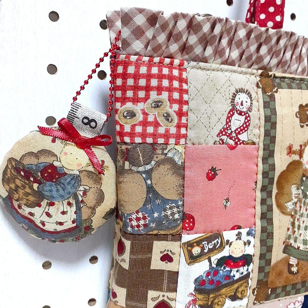 希少マギーエンジェル❤25cm❤フリルポーチバック❤パッチワークポーチ