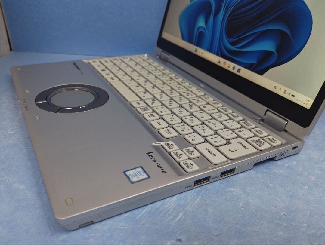 レッツノート CF-QV8 8GB 256GB Win11 外付DVD-RW付