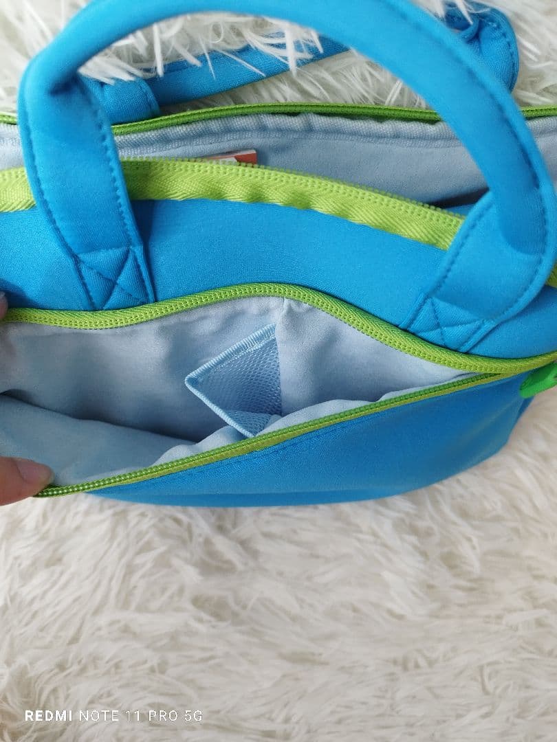 極美品】子供向けタブレット アンドロイドタブレット　キッズ用タブレット