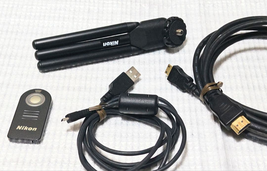 難あり ニコン V1 と アクセサリーいろいろ