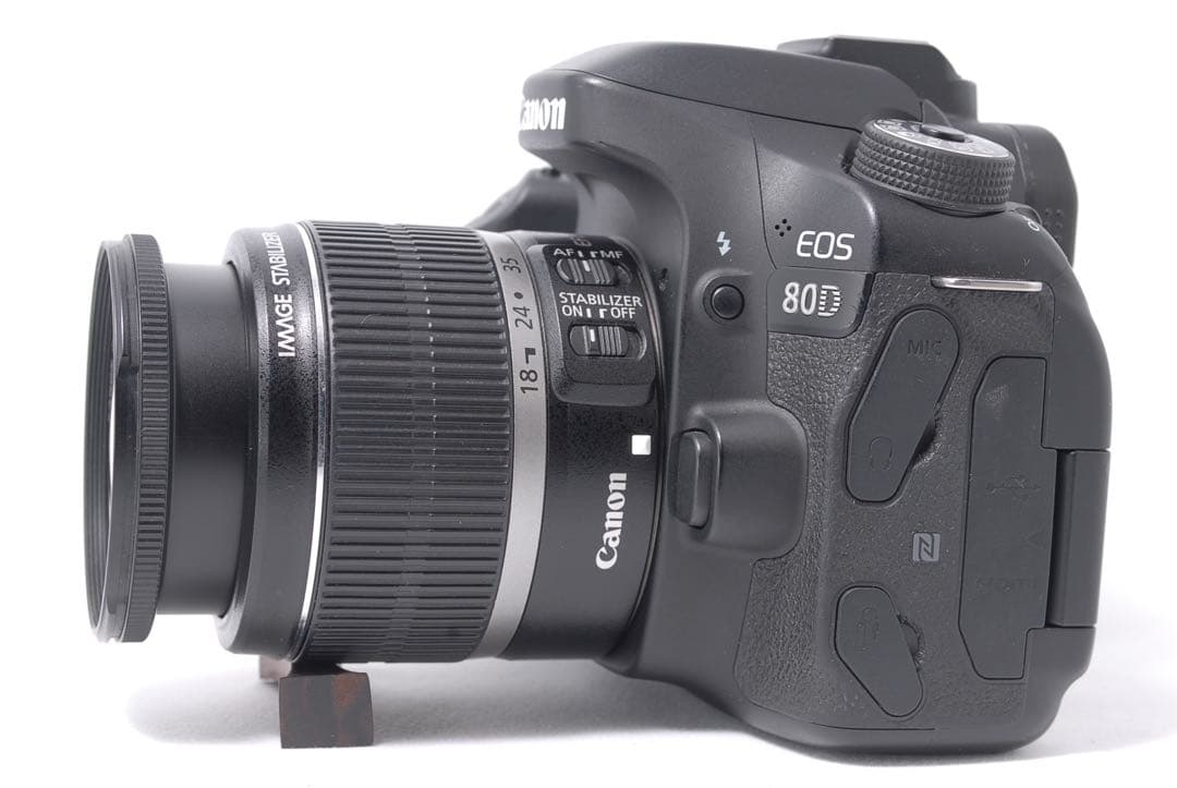 極美品✨Canon EOS 80D 標準レンズ付★Wi-Fi搭載★高画質・自撮り