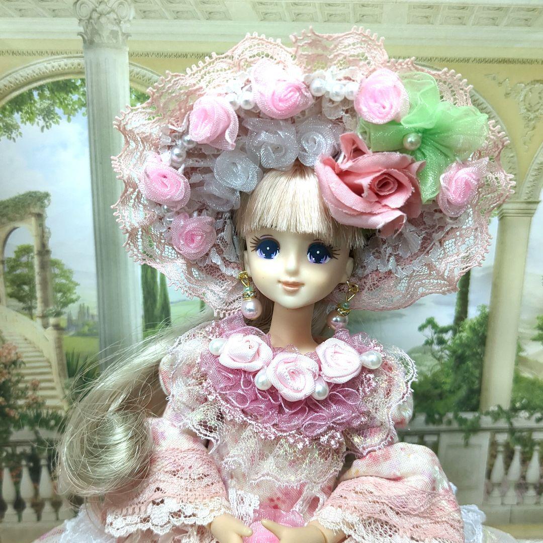 ゆ*ん様 ジェニーフレンド27cmドール服 ピンク♡お花のドレス