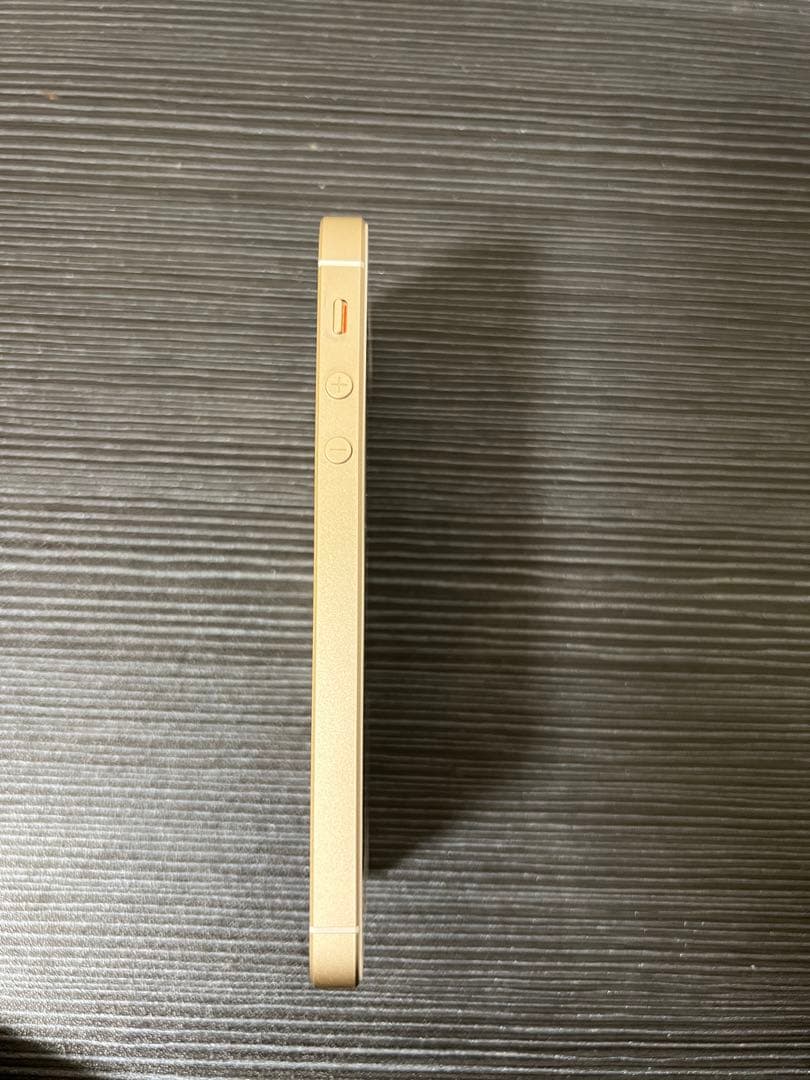 iPhone SE 第１世代ローズゴールド32GB