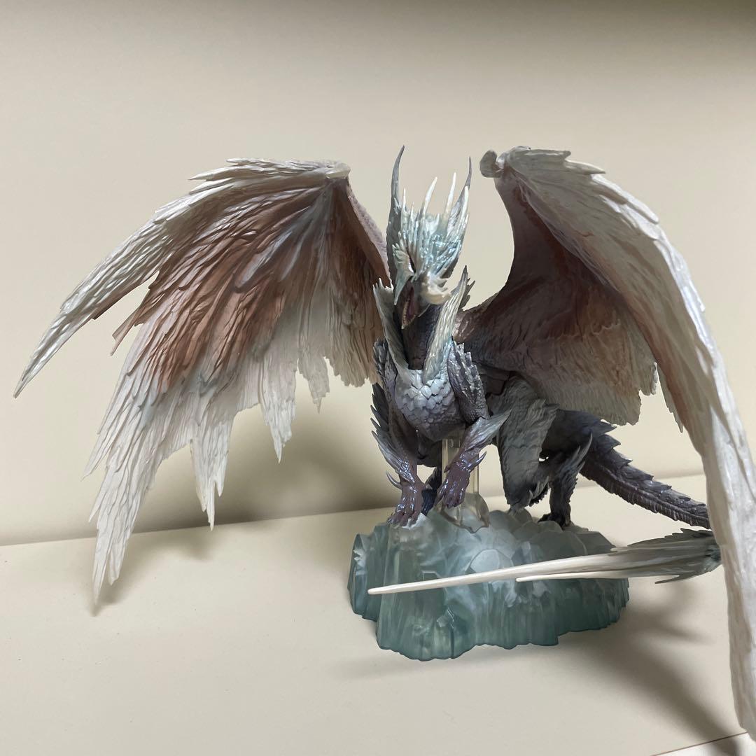 一番くじ モンスターハンター A賞 イヴェルカーナ　フィギュア