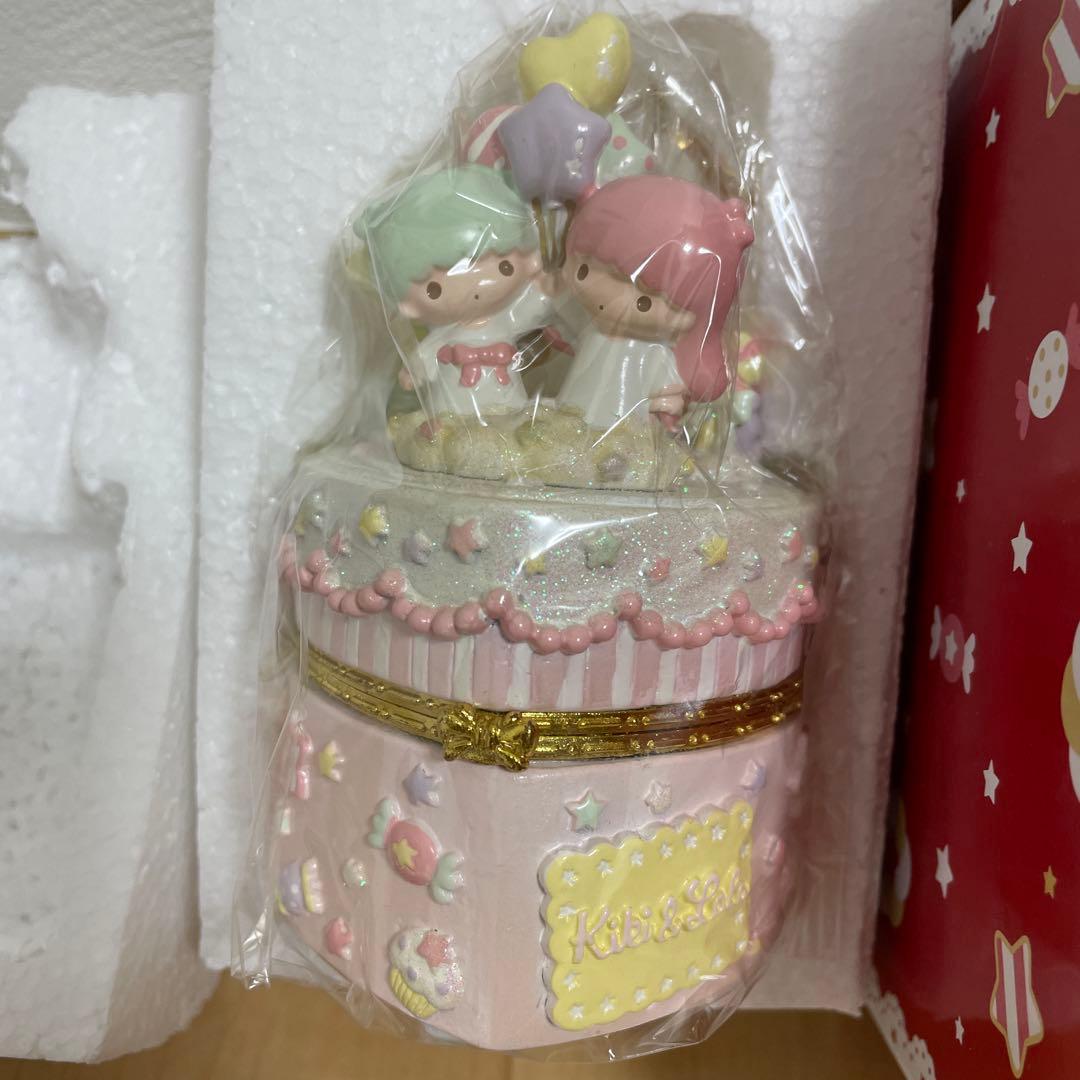 キキララ リトルツインスターズ　フィギュア　小物入れ