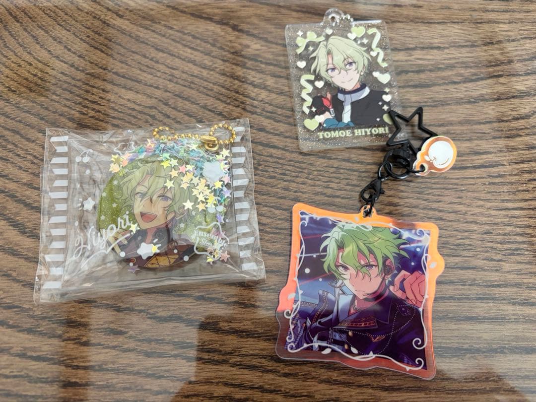 巴日和 【まとめ売り】缶バッジ40個セット➕その他グッズ