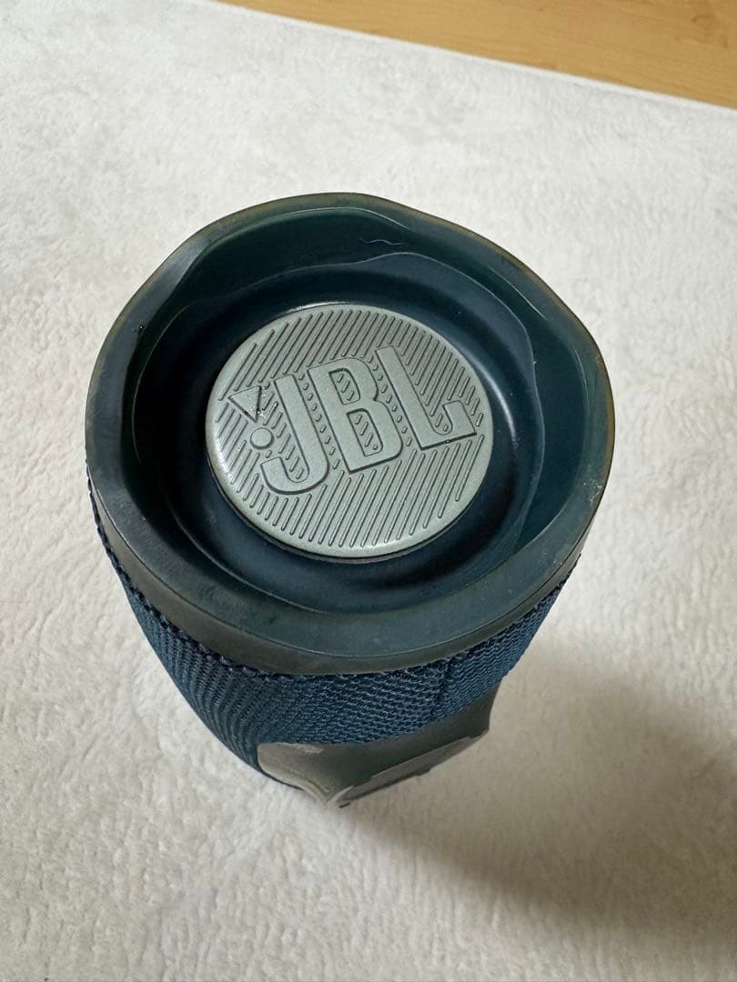 【みえ】JBL Charge 4 ワイヤレススピーカー