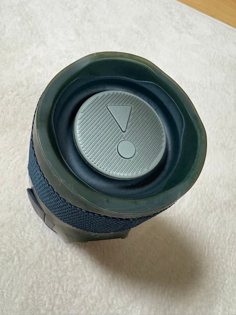 【みえ】JBL Charge 4 ワイヤレススピーカー