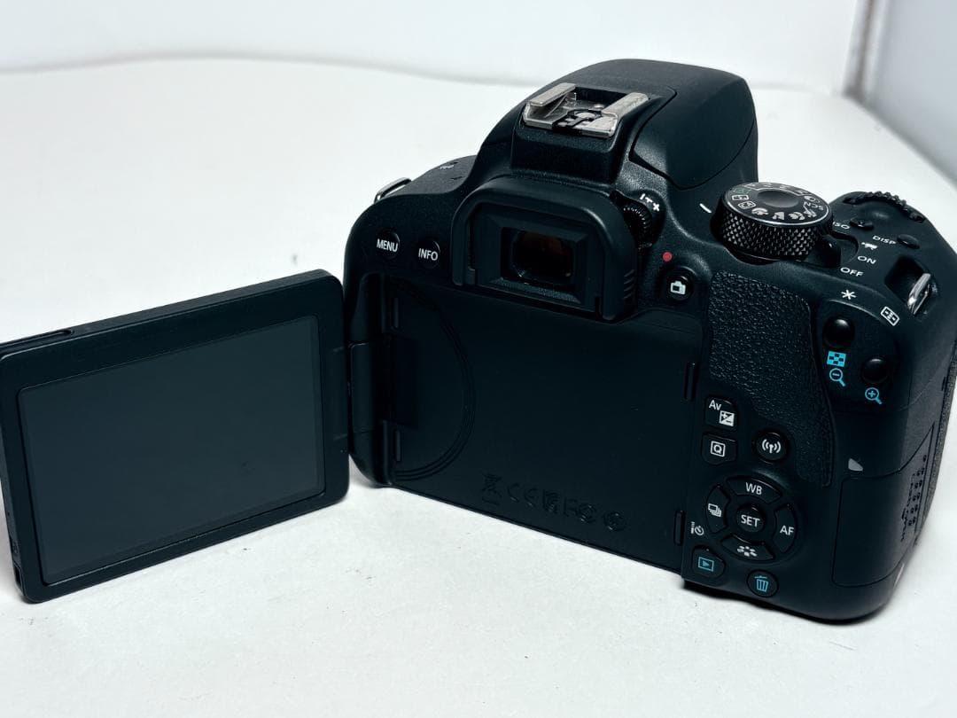 極上品 キヤノン EOS Kiss X9i ボディ