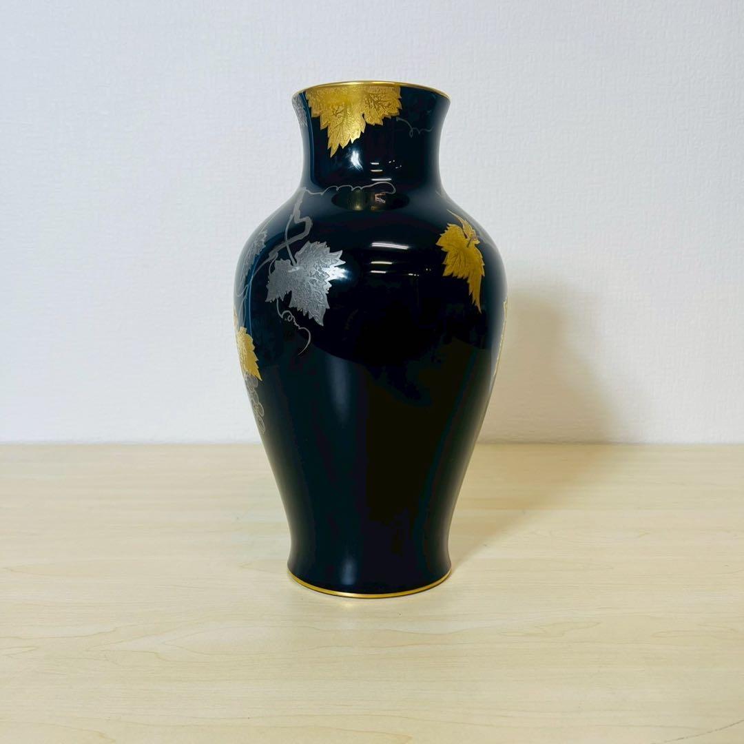 OKURA 大倉陶園 花瓶 金蝕ぶどう 花器 金彩 花入 フラワーベース