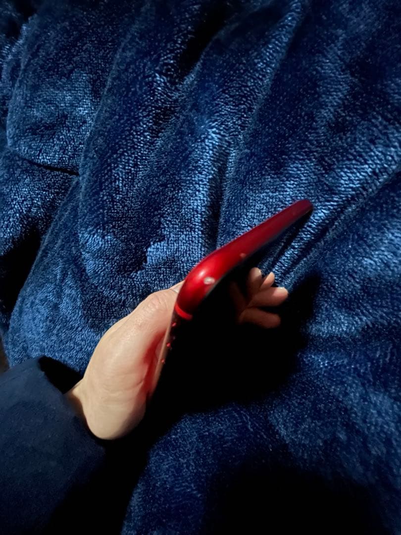 Apple iPhone 8 Plus (赤色)