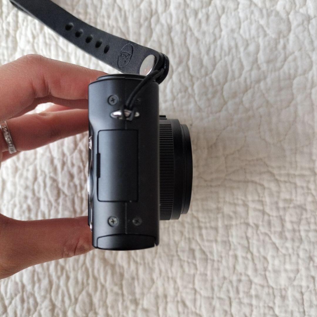 【中古品】ライカ LEICA D-LUX3ブラック レザーケース付き