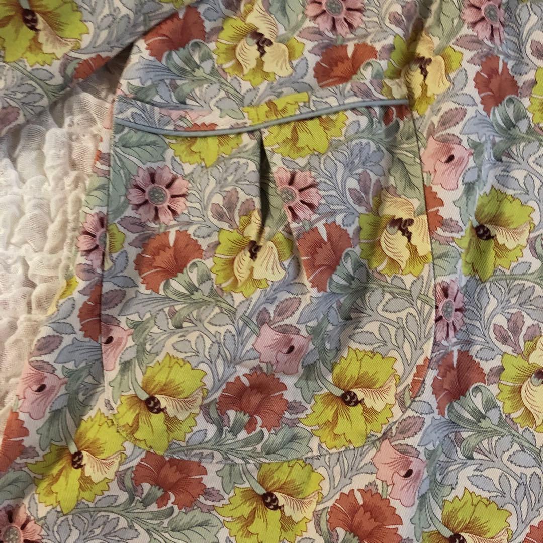 未使用 V&A花柄エプロン 前開き 日本製