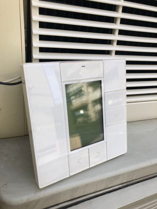 店舗・オフィス用マルチ業務用エアコン(室内機＋化粧パネル＋室外機＋運転リモコン)