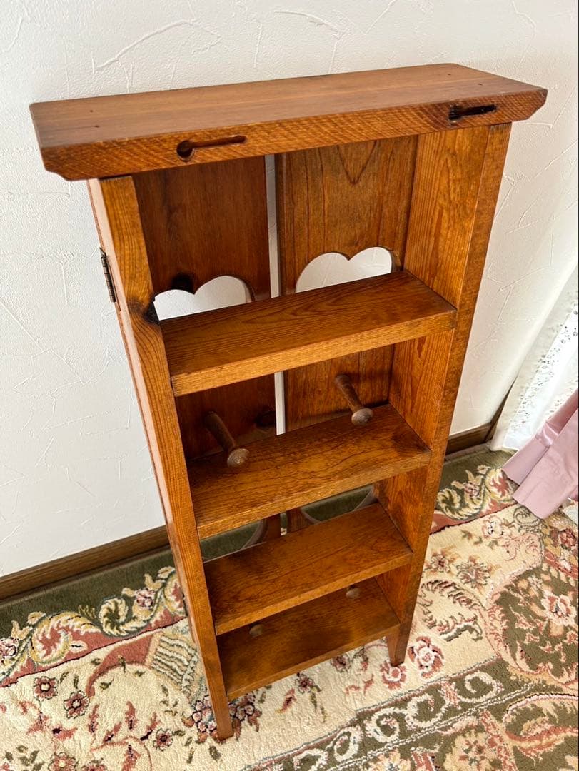 扉付き　ハート　ウォールシェルフ　壁掛け飾り棚