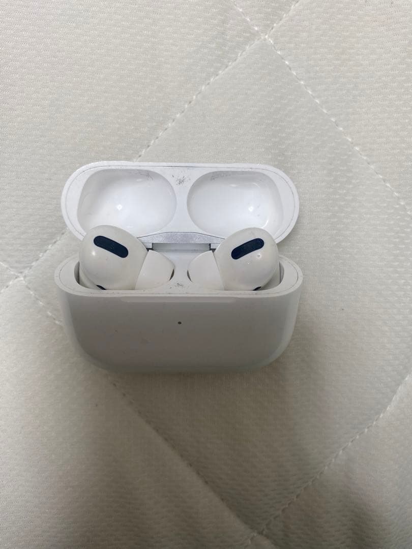 AirPods Pro 第１世代　中古