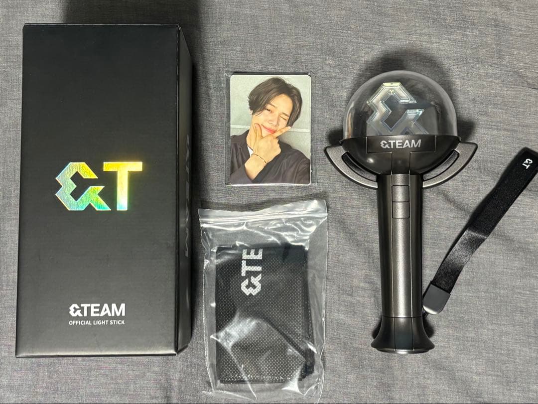 &TEAM 公式ペンライト トレカ等付属全部付き