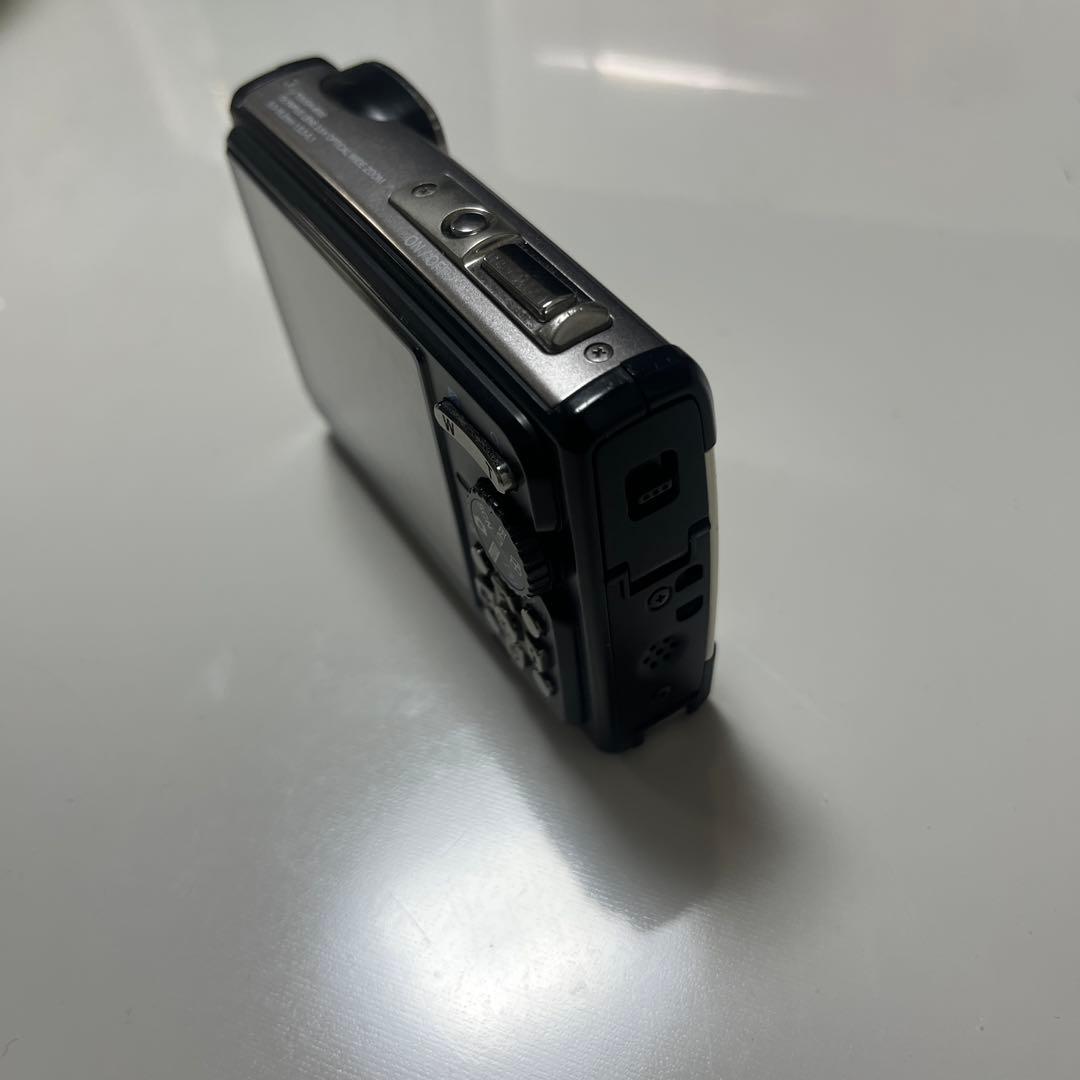 【送料無料】デジタルカメラ Olympus μ Tough-6000 オリンパス