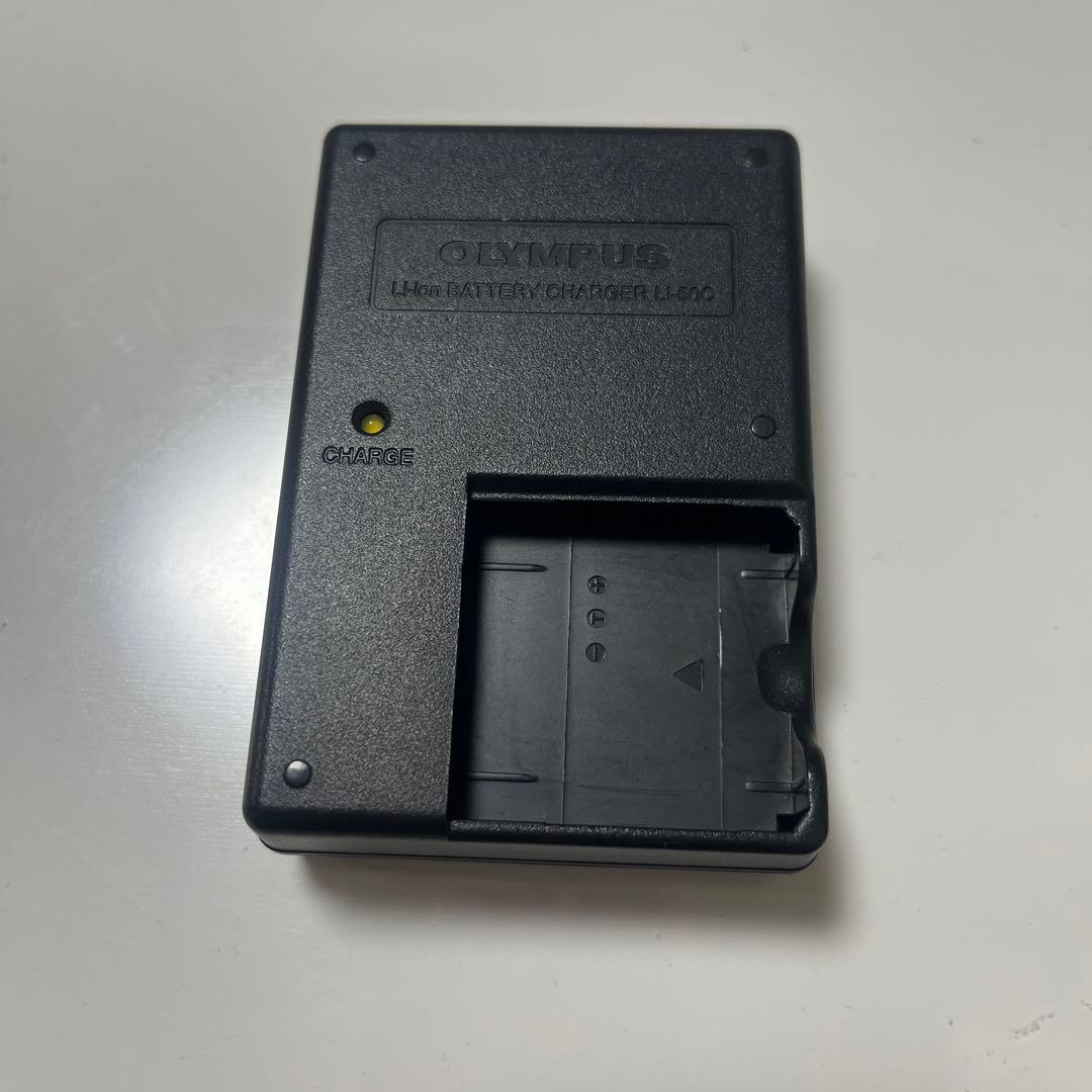 【送料無料】デジタルカメラ Olympus μ Tough-6000 オリンパス