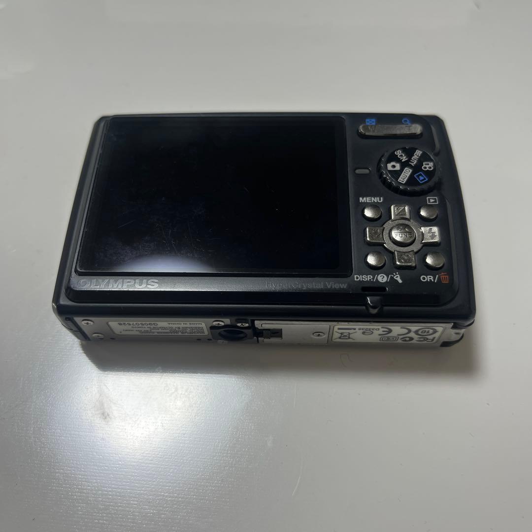 【送料無料】デジタルカメラ Olympus μ Tough-6000 オリンパス