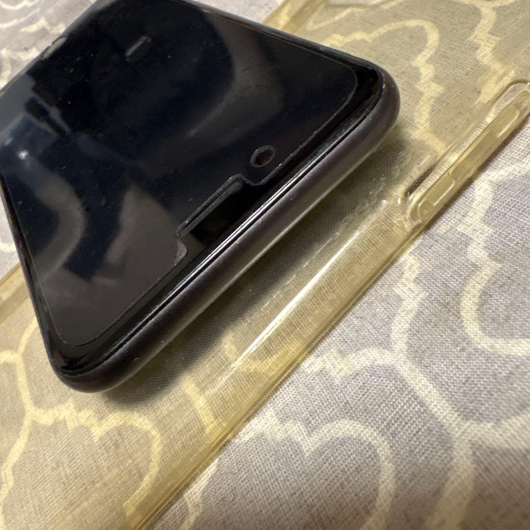 S*）様 iPhone8 64GB ドコモ