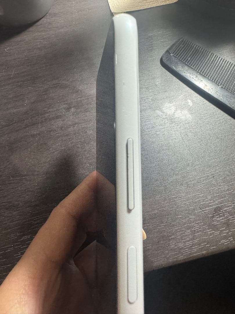 K*様 【液晶美品】ZTE Libero 5G II A103ZT 白 SIMフ
