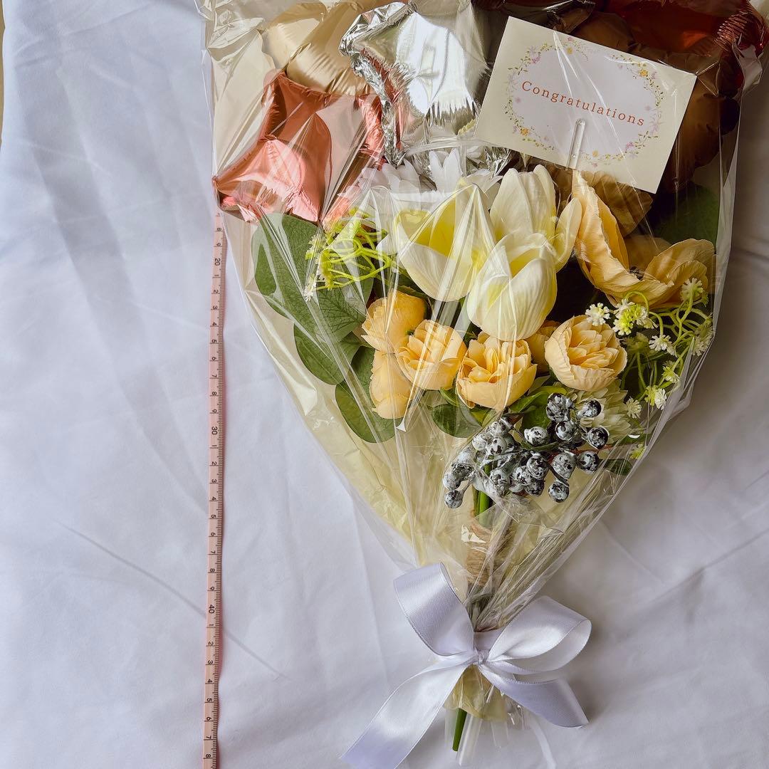 バルーン付きアーティフィシャルフラワーブーケ（無料ラッピング付き）