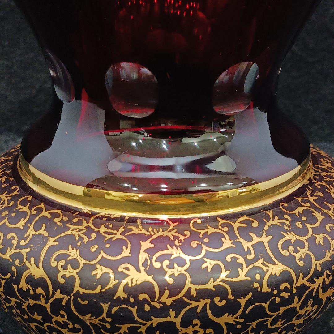 Y3421-2 ボヘミアガラス 金彩 赤ガラス 花瓶 高さ32㎝　SS