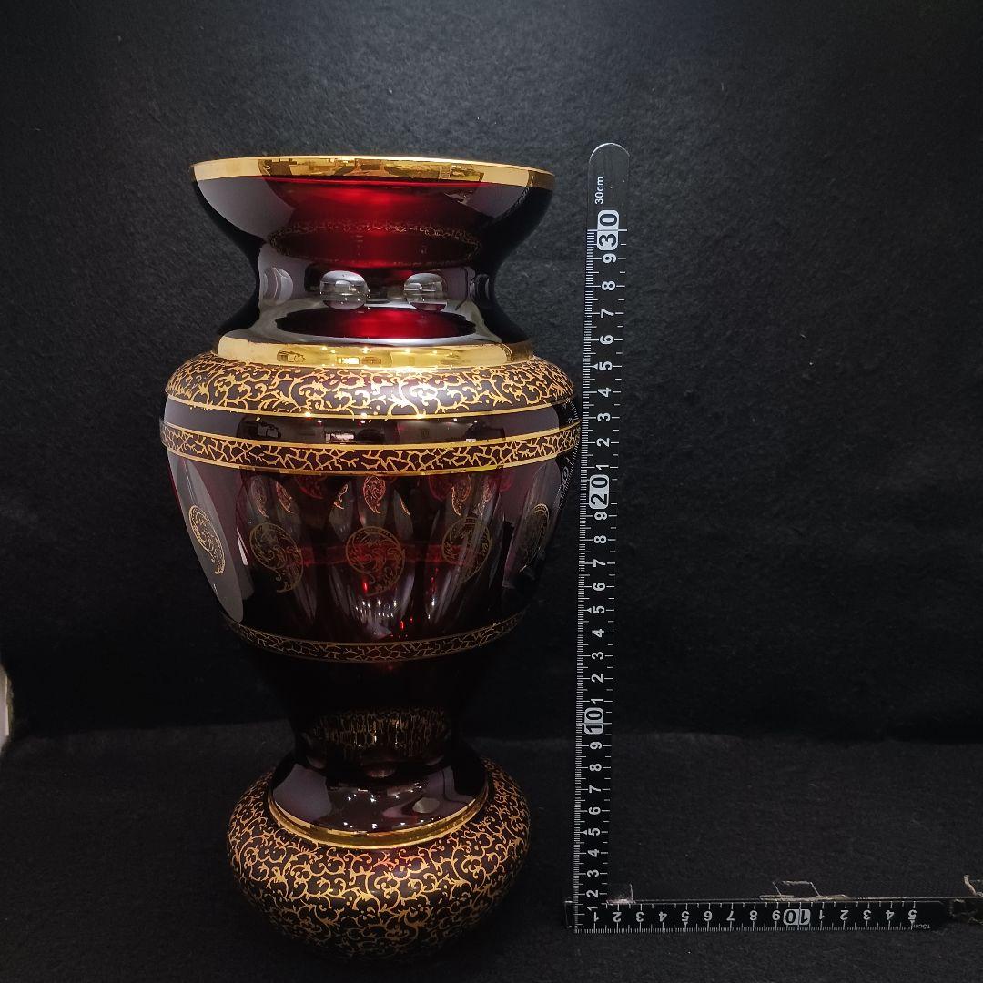Y3421-2 ボヘミアガラス 金彩 赤ガラス 花瓶 高さ32㎝　SS