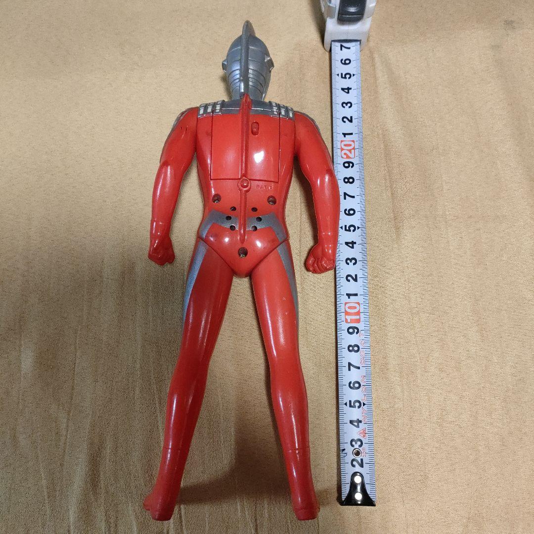 バンダイ1993年昭和レトロ ウルトラマン フィギュア 約30cm 赤