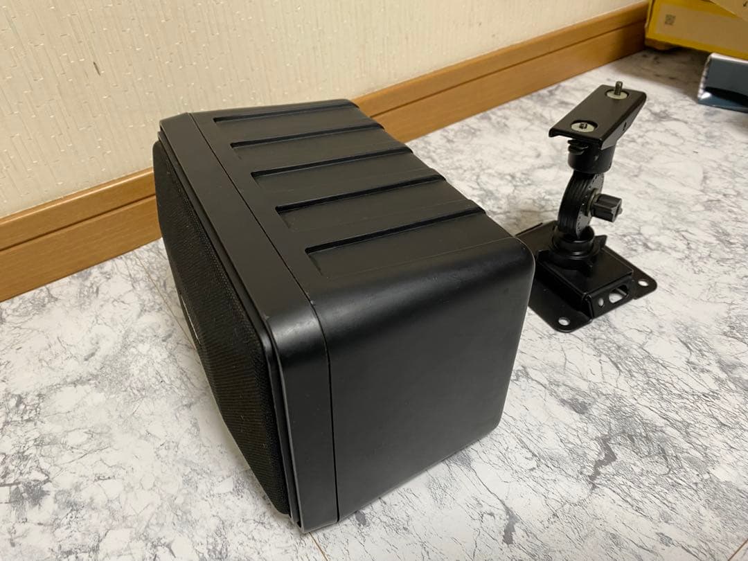 BOSE MODEL 101MM 設置型　1個　スピーカーブラケット