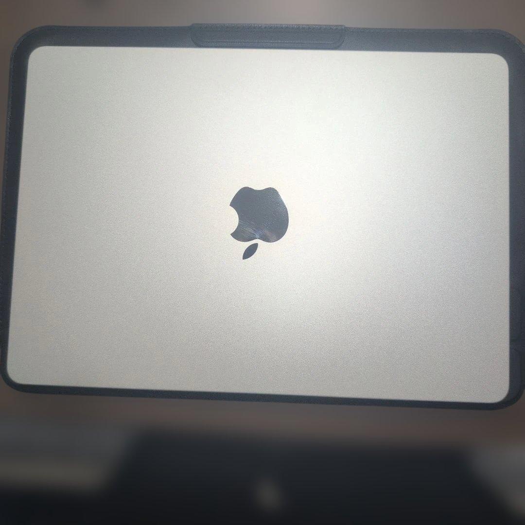 ほぼ新品　MacBookAir　画面サイズ13　m3　使用期間3時間