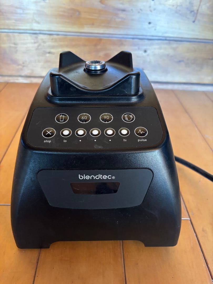 Blendtec Classic 575 ジューサー