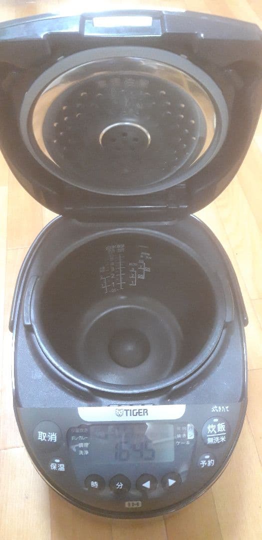 TIGER 炊飯器 JPW-BK10 ブラック