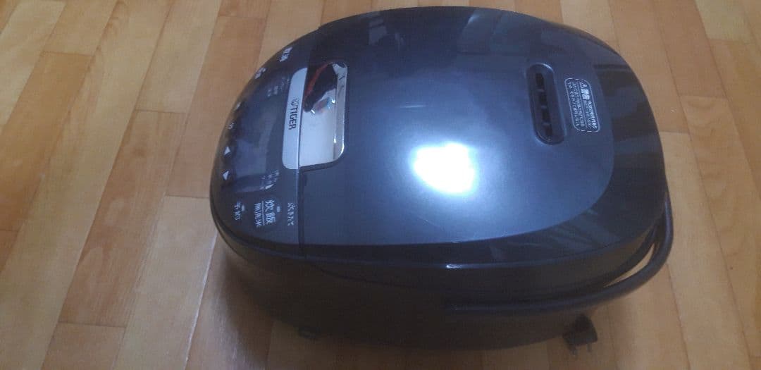TIGER 炊飯器 JPW-BK10 ブラック