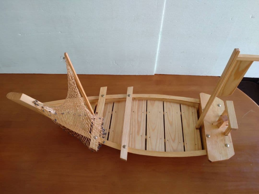 舟盛り、料理船は木製で網付きです。刺身皿お寿司皿の盛付け宴会お祝い正月等の豪華舟