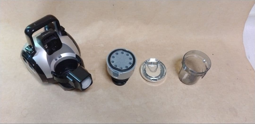 TOSHIBA サイクロンクリーナー トルネオV VC-S640X シルバー