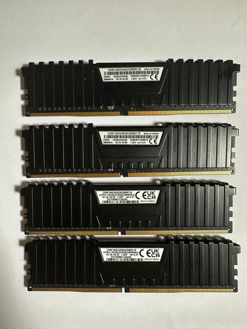 CORSAIR DDR4-2666MHz 32GB(8GB×4枚)