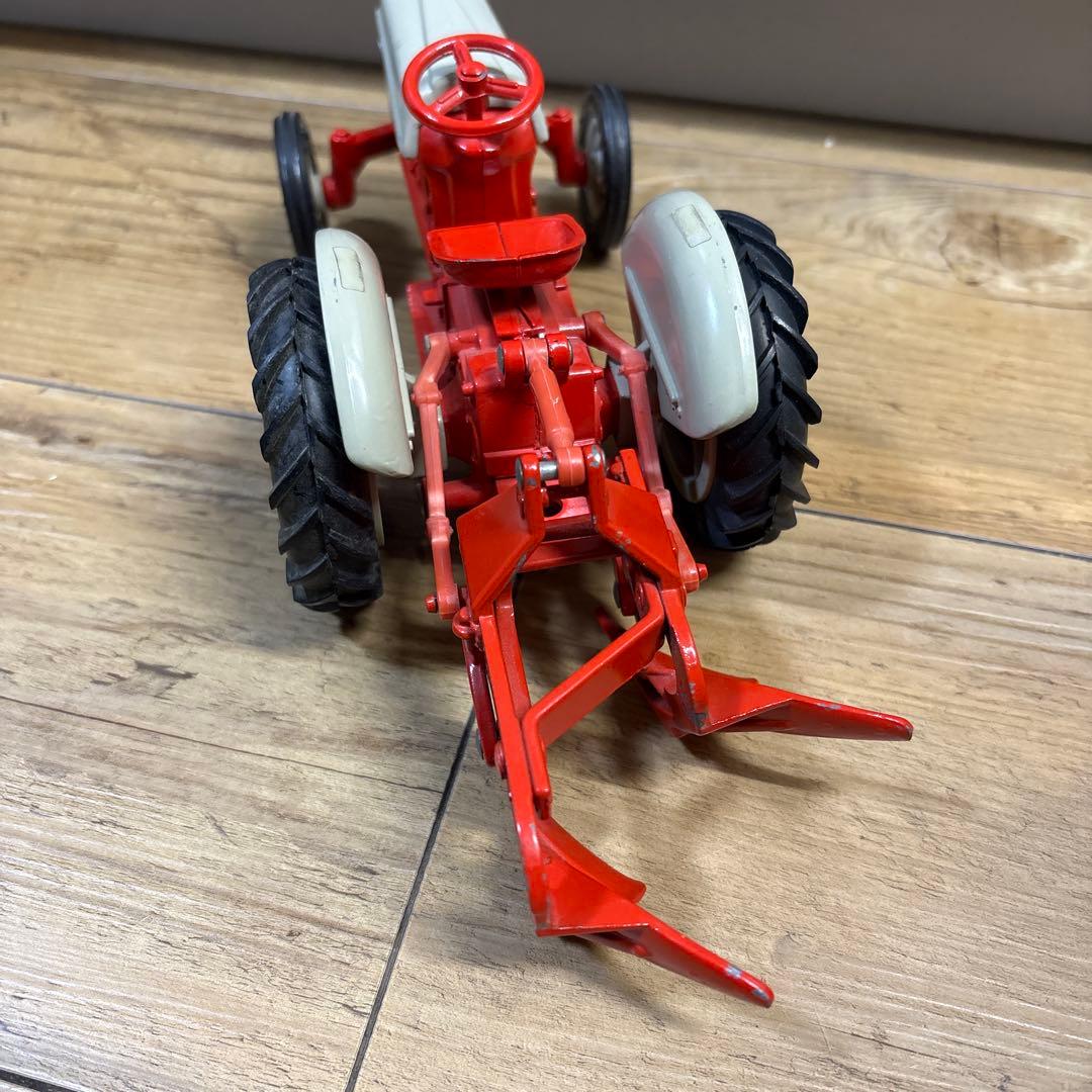 1/16 Ford USAフォード 2458トラクター　ミニチュア