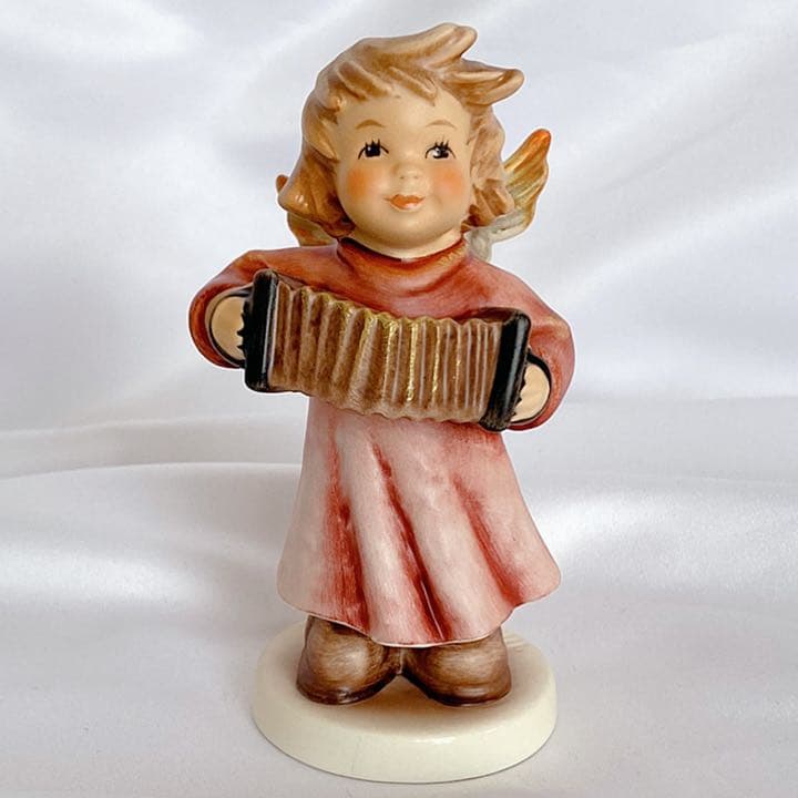 ◎フンメル人形 ドイツ製★#2096 Millennium Bliss★美品