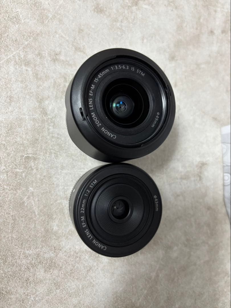 Canon EOS M2 ミラーレスカメラ　レンズキット　ミラーレス一眼