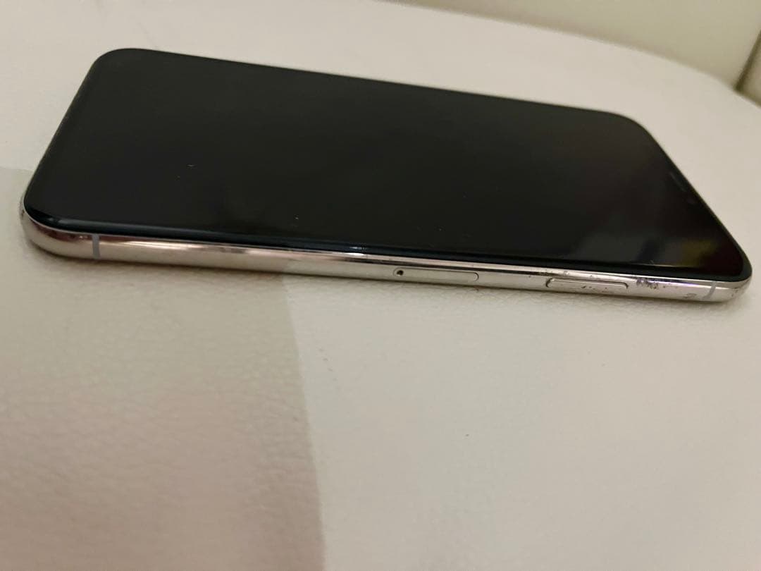 【iPhoneX】 たっぷり256GB 白系シルバー 各種解除済み