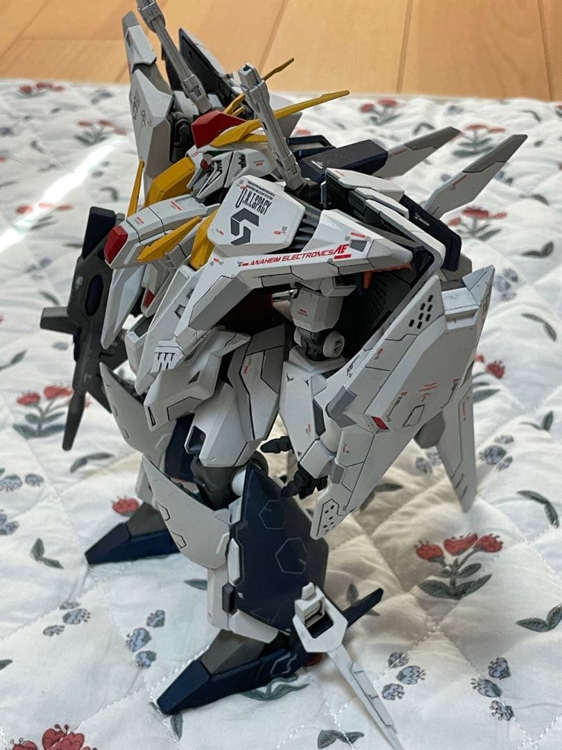 HG クスィーガンダム HG ペーネロペー　塗装品