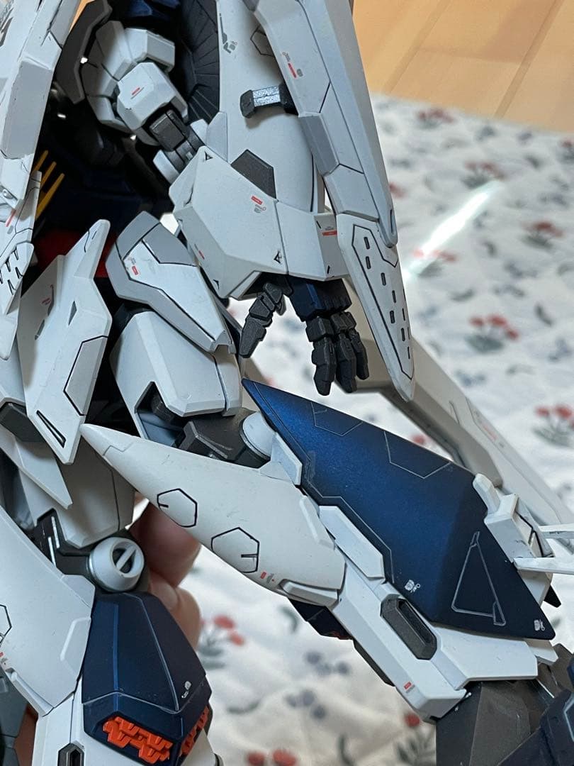 HG クスィーガンダム HG ペーネロペー　塗装品