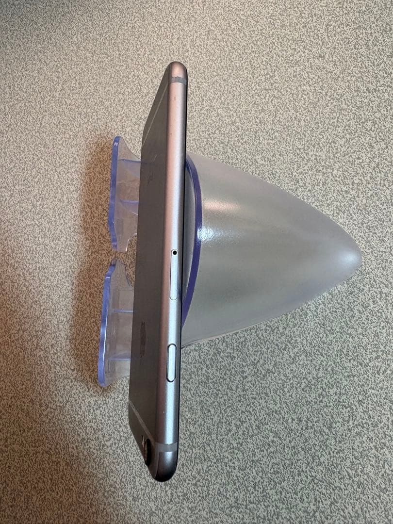 iPhone6s スペースグレイ 64GB 93%