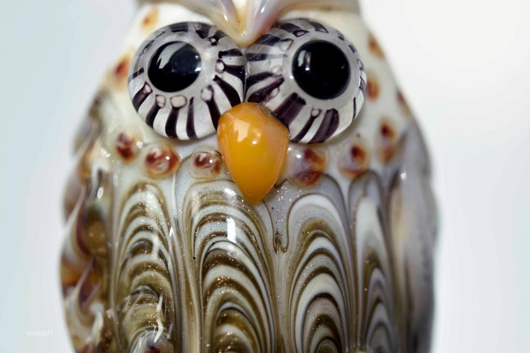 フクロウのトンボ玉 ガラスのジュエリー ペンダントトップ10850-491