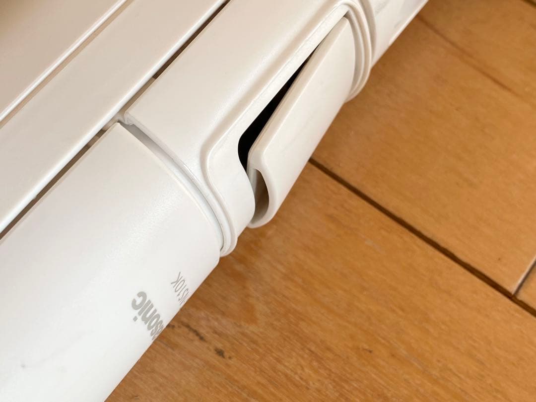 Panasonic パナソニック 充電式掃除機 MC-NS10K ジャンク品