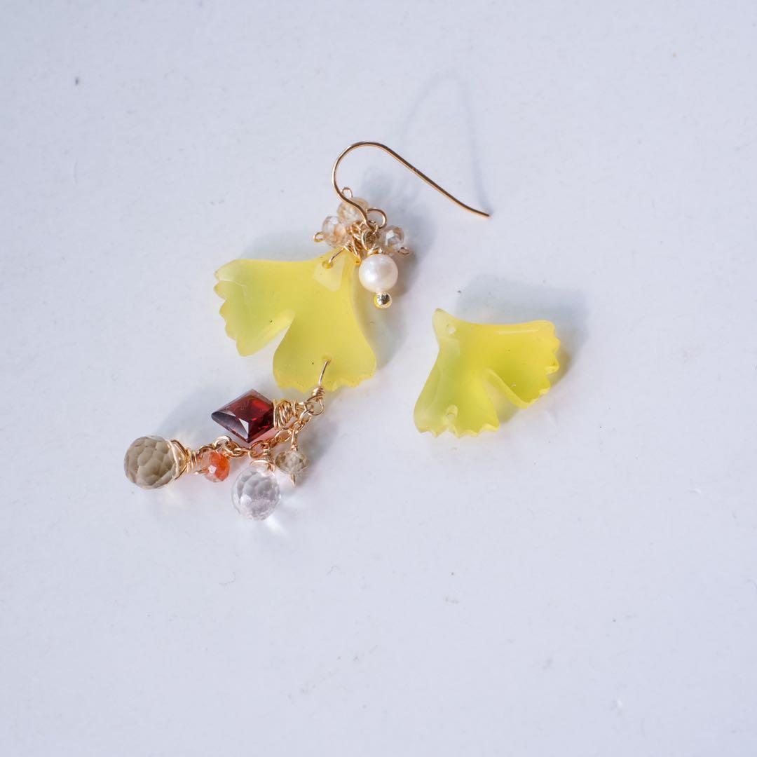 14kgfイチョウカービングピアス/イヤリング