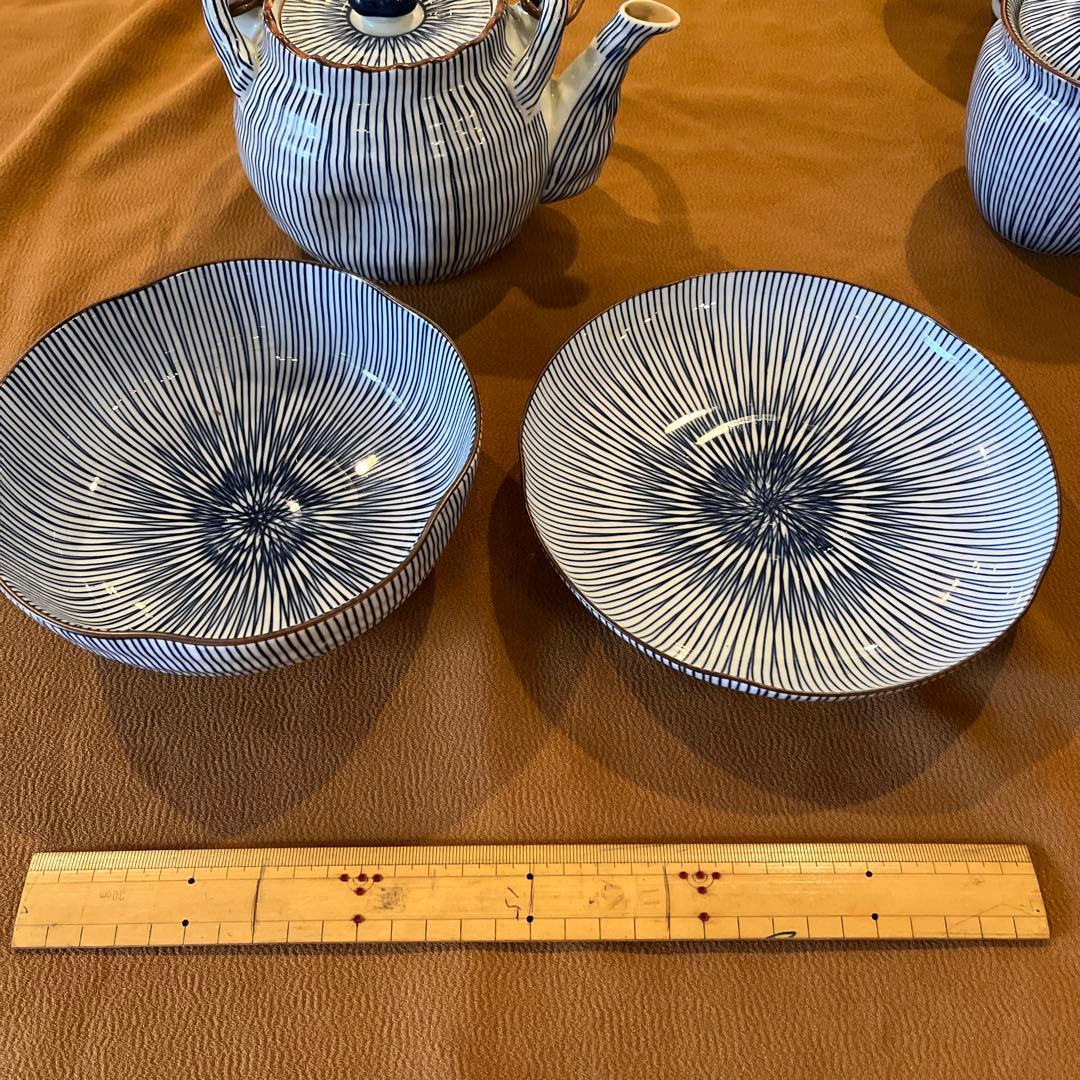 青いストライプ模様の陶器12点セット