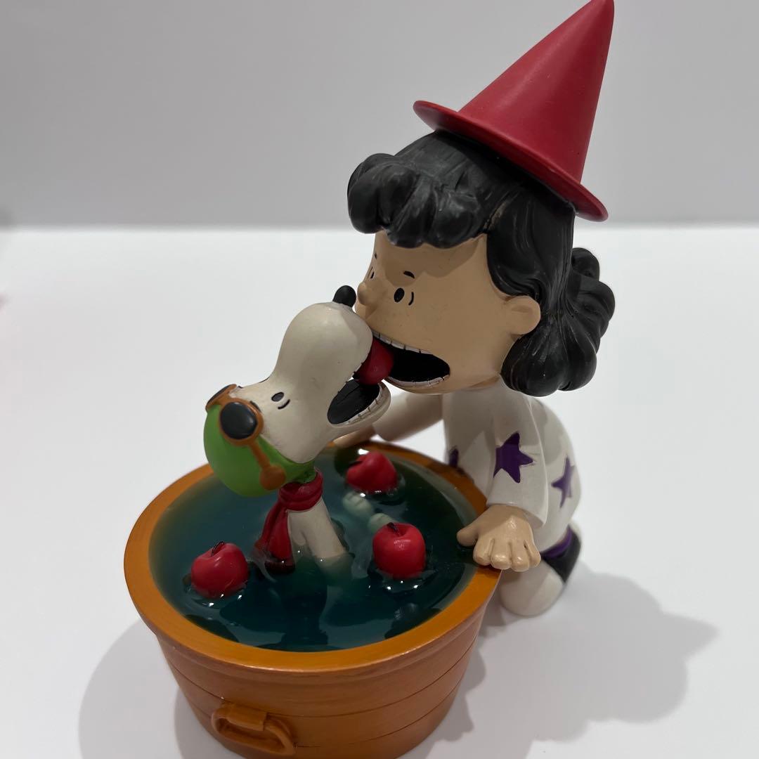 ホールマーク　スヌーピー　ハロウィン　フィギュア　置物